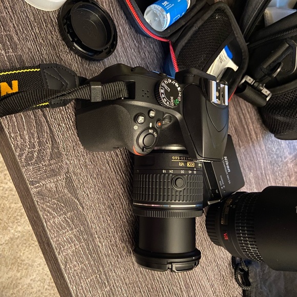 Nikon 3400 DSLR camera - Picture 11 of 15